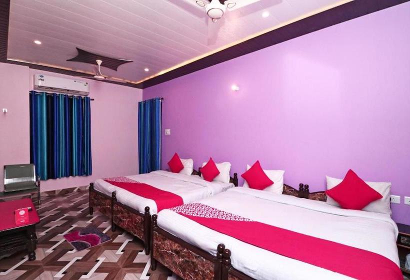 Rudraksh Hotel By Oyo Rooms