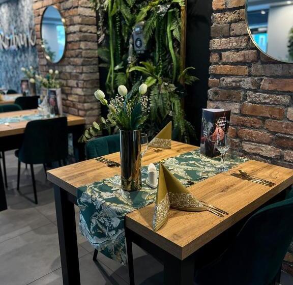 Seven Hotel Bytom   Katowice