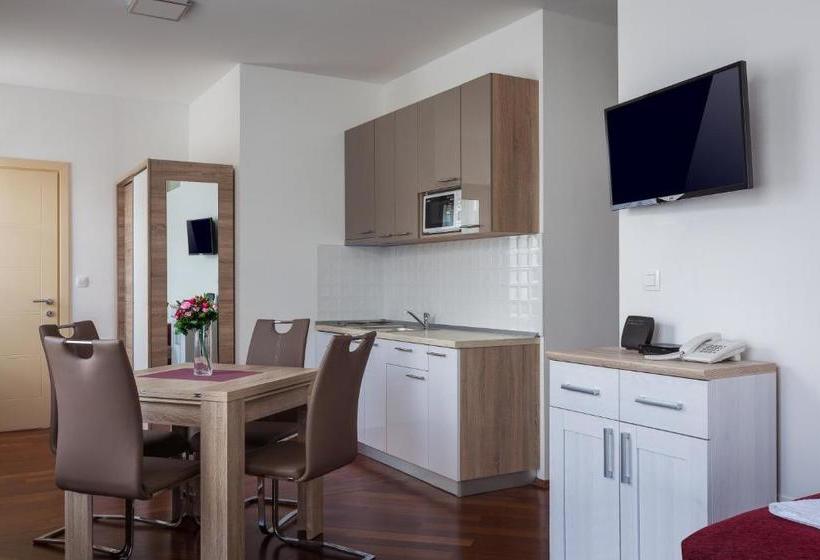 Studio Apartments Rados