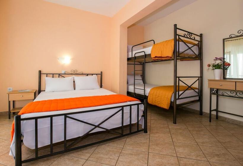 Famelia Studios Lampiris