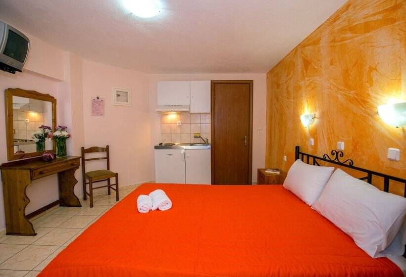 Famelia Studios Lampiris