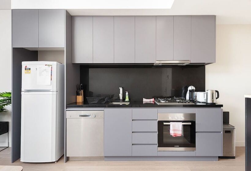 Stunning Designer Newtown Pad H394