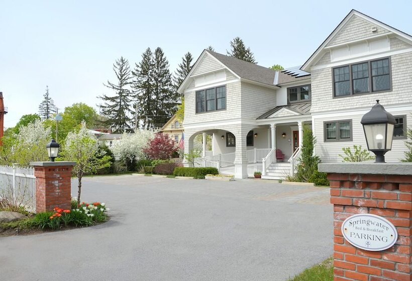 The Springwater Bed And Breakfast