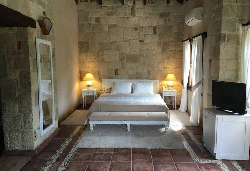 Urla Ciftlik Otel