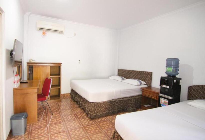 ベッドアンドブレックファースト Grand Ciwareng Inn Hotel And Resort