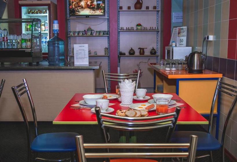 تختخواب و صبحانه Iceberg