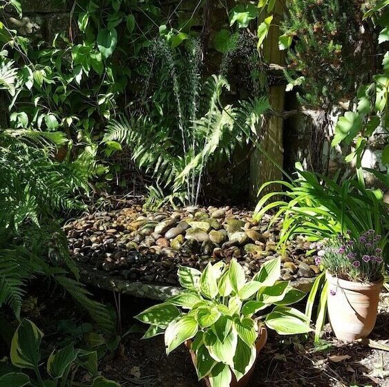 ベッドアンドブレックファースト Lowerfield House