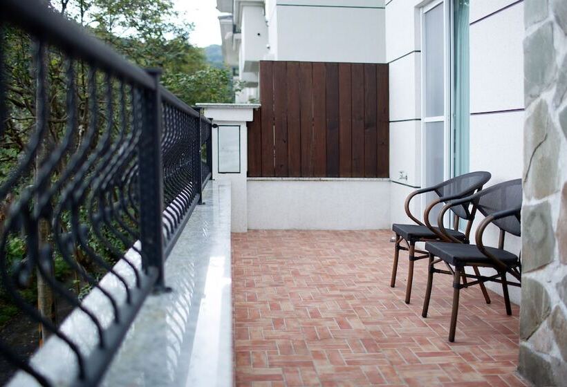 تختخواب و صبحانه R&j Guesthouse