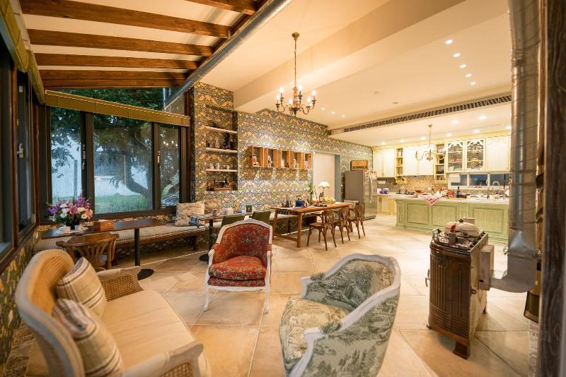 تختخواب و صبحانه R&j Guesthouse