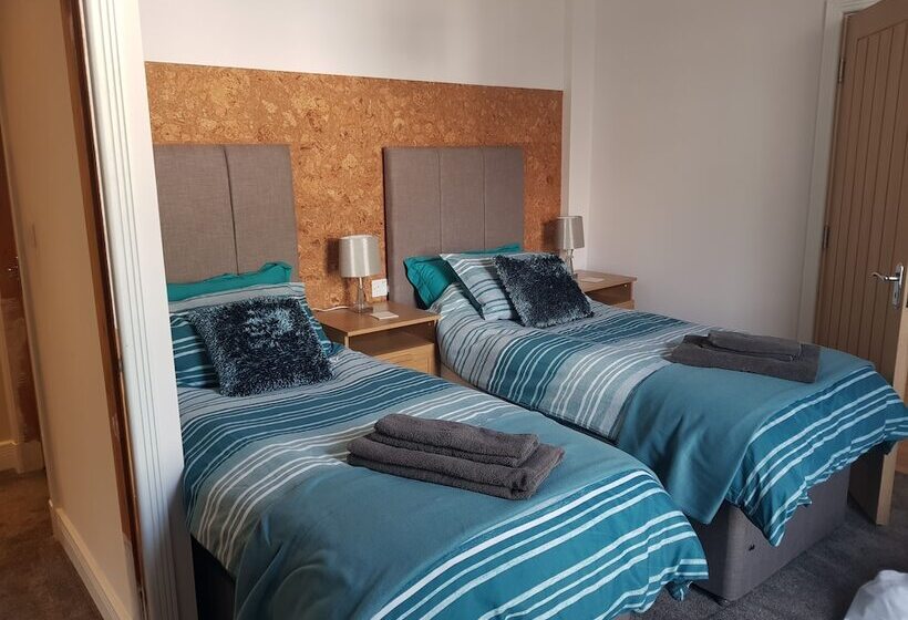 住宿加早餐  Saracens House