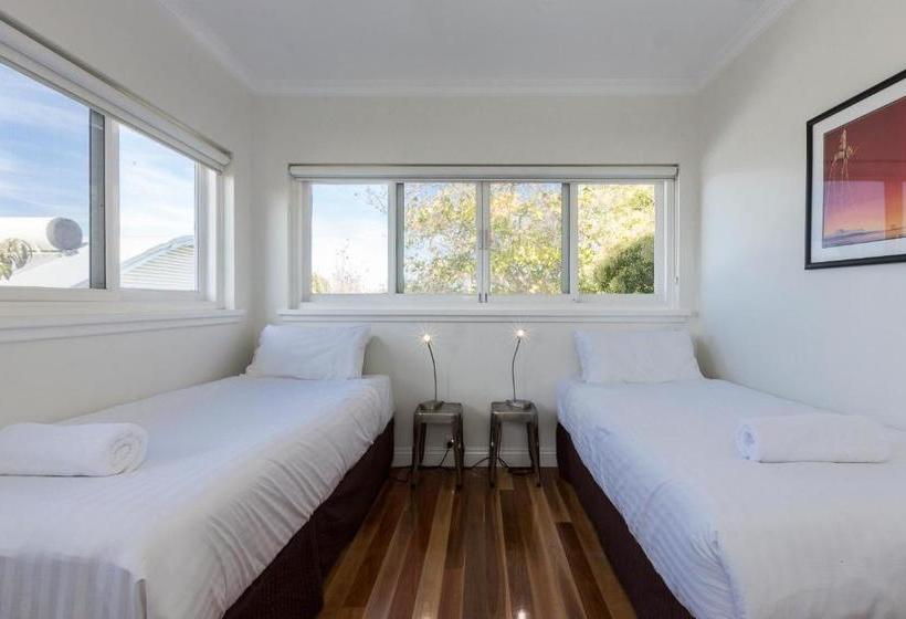 Cottesloe Beach Deluxe Apartment   Executive Escapes