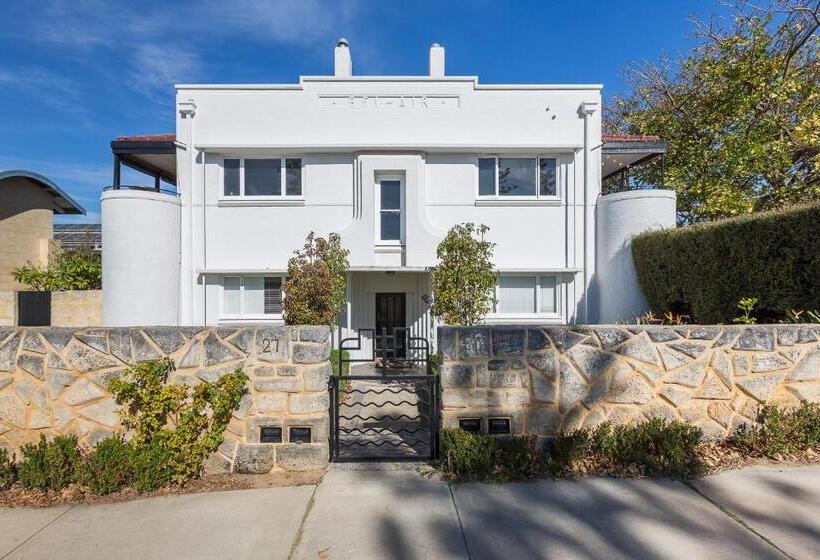 Cottesloe Beach Deluxe Apartment   Executive Escapes