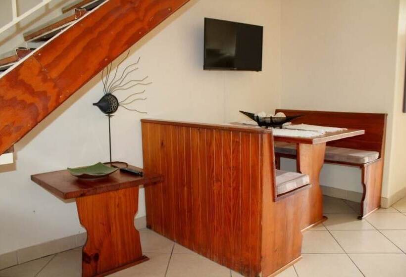 Flamingo Holiday Flats