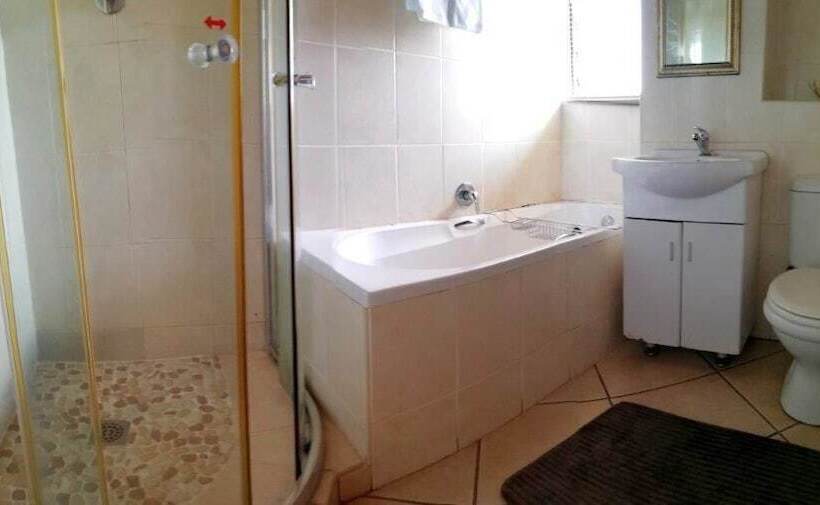 Flamingo Holiday Flats