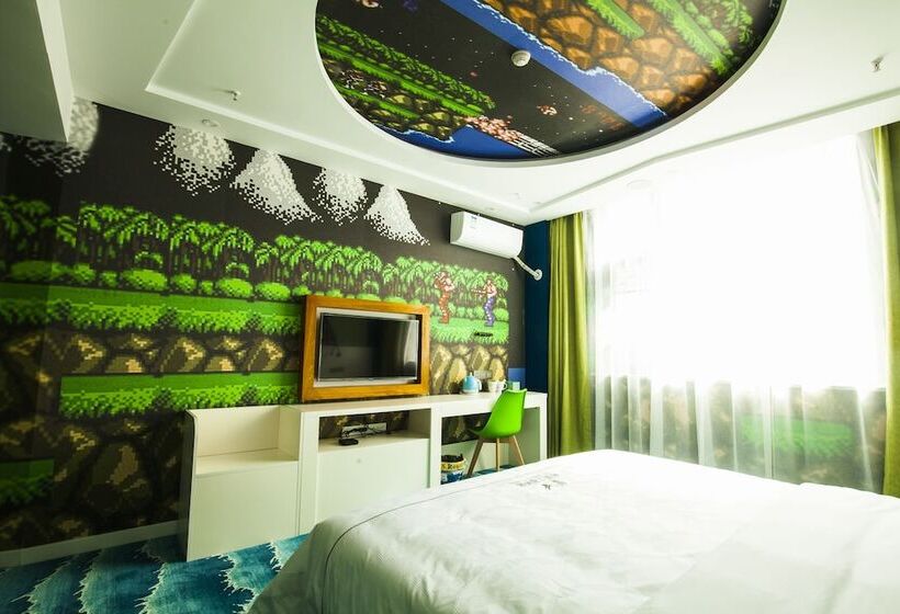 Fun Loving Theme Hotel Of Tengchong