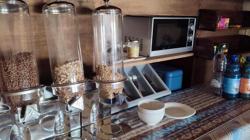 Grotto's Paradise B&b