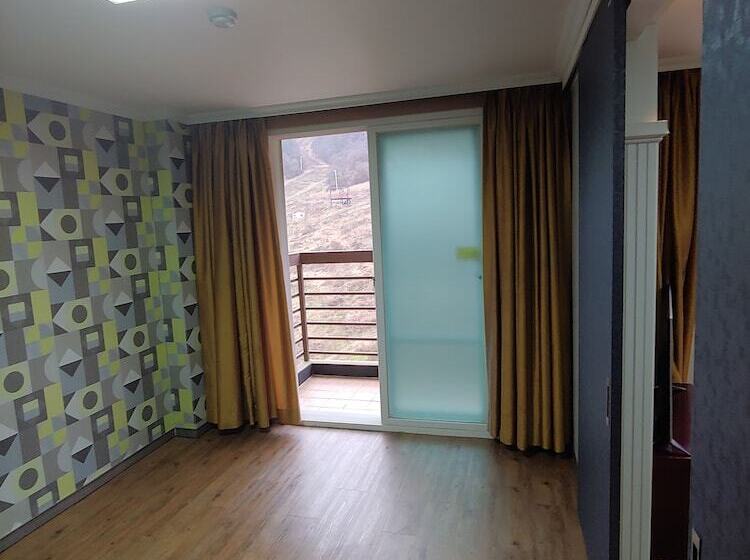 Healingnsajo Resort Chungju Suanbo