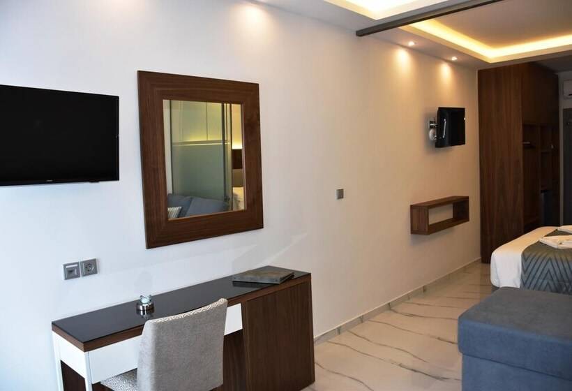 פונדק 4 You Boutique