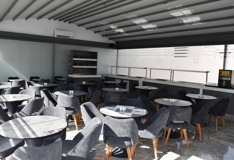 פונדק 4 You Boutique