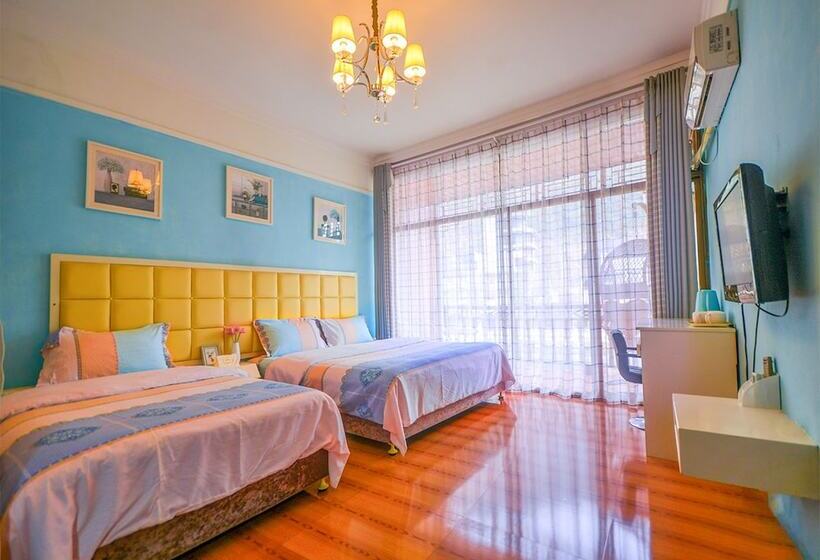 פונדק Fenghuang Joy Riverview