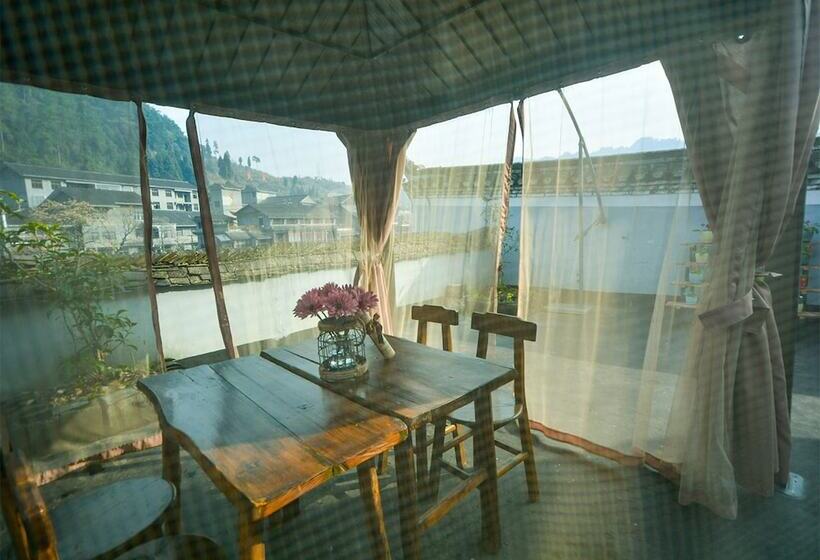 פונדק Fenghuang Joy Riverview