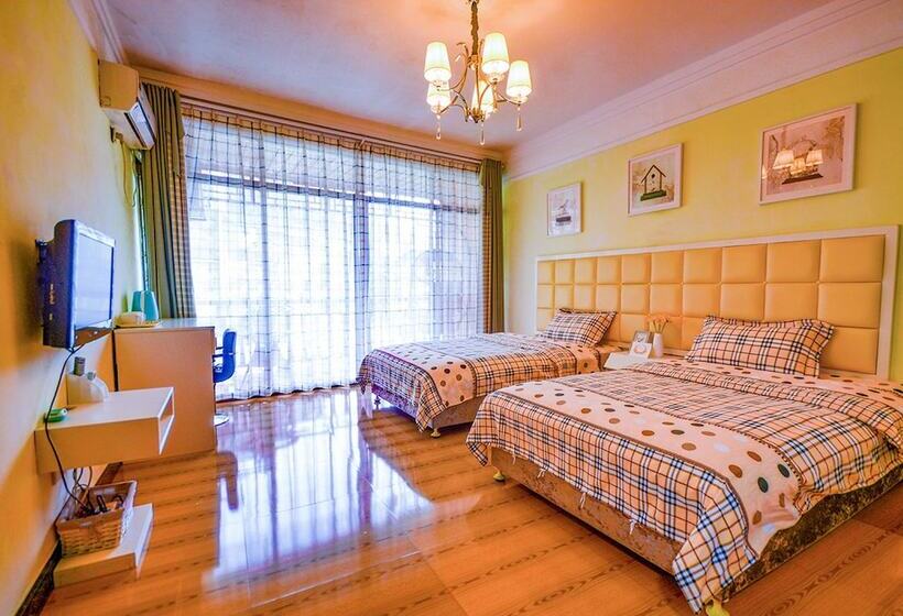 פונדק Fenghuang Joy Riverview