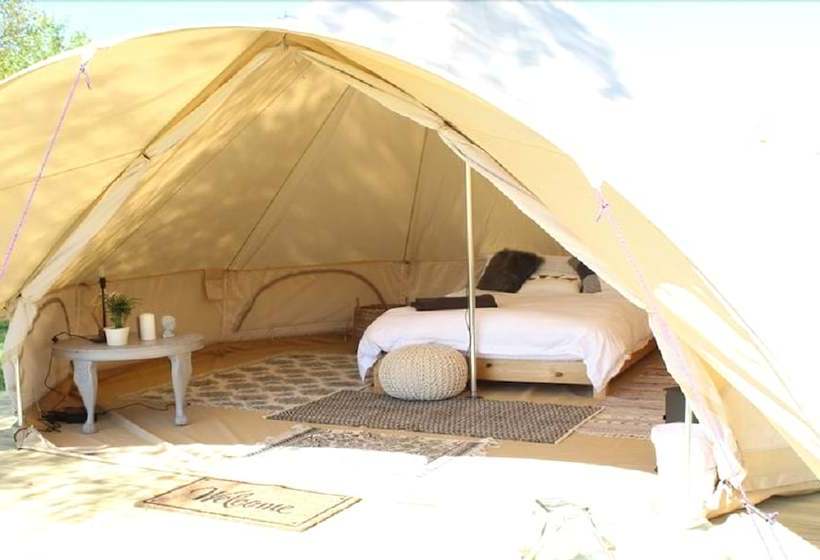 簡易ホテル Firs Glamping