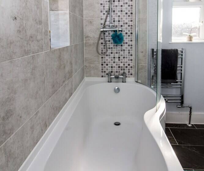 여관 Lovely Rooms In A Quiet Place Of Woking