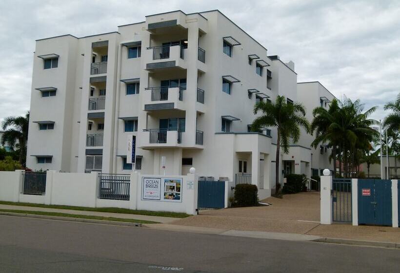 פונדק Madison Ocean Breeze Apartments