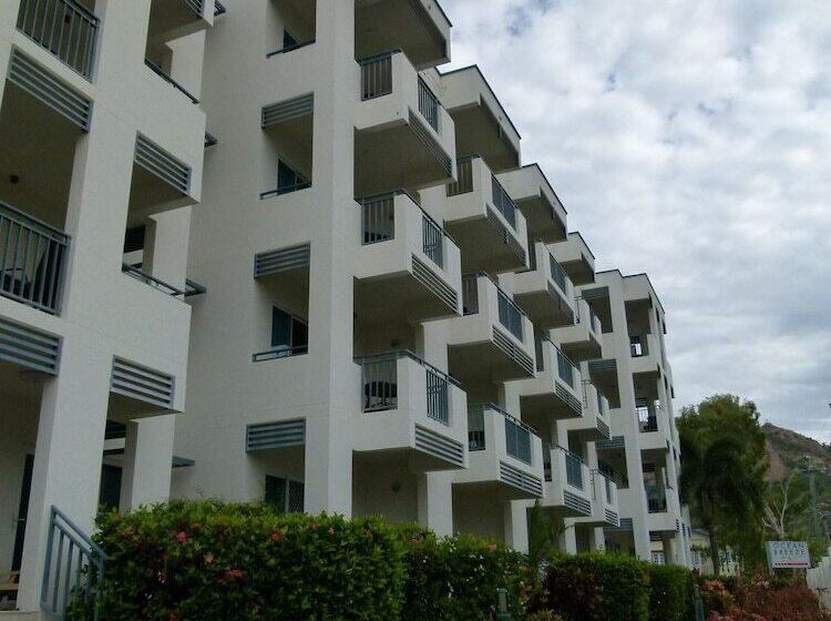 פונדק Madison Ocean Breeze Apartments