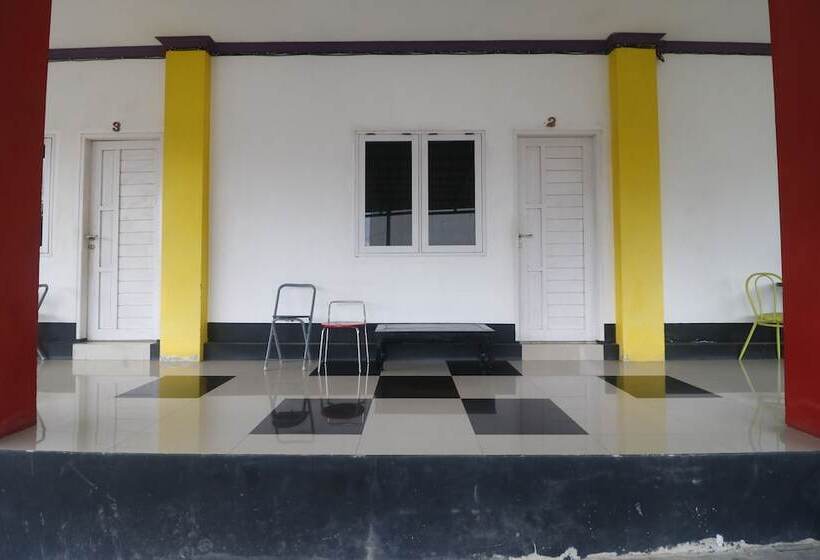 مسافرخانه Reddoorz Syariah Near Bscc Dome