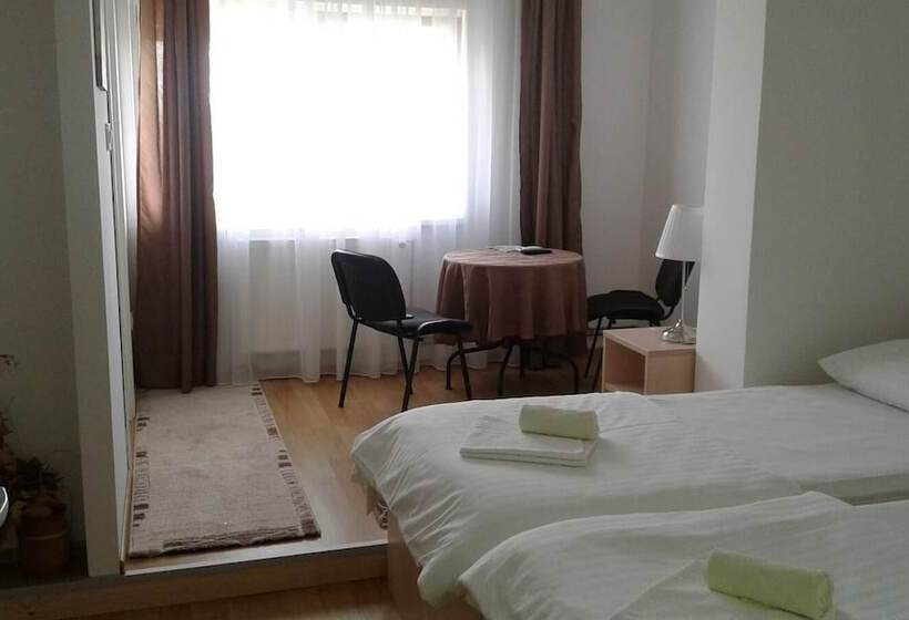 Хостел Rooms Stella