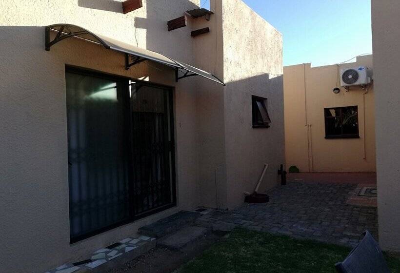 여관 Sentlhaga Guest House