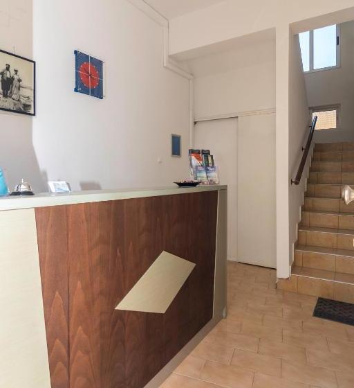 פונדק Sifis Studios