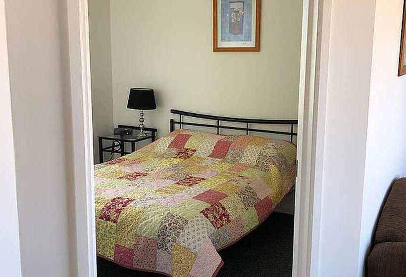 客栈  Tarnasey Farm