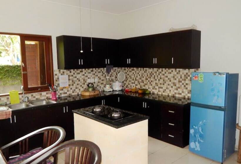 פונדק Uma Loka Villa