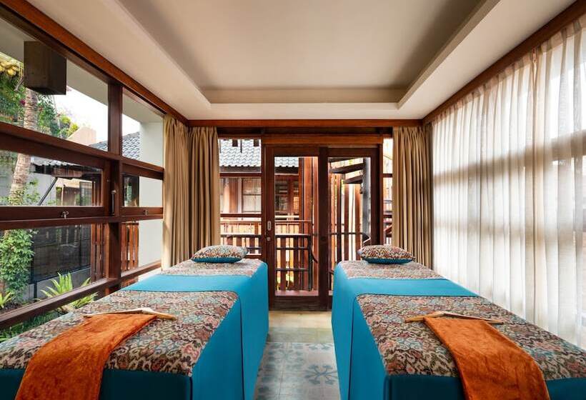 בית מלון כפרי Adiwana Monkey Forest