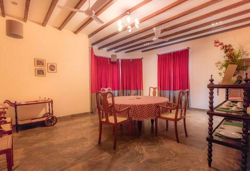 בית מלון כפרי Ama Plantation Trails , Coorg