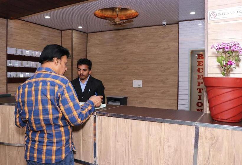 ホテル Ashiana Palampur