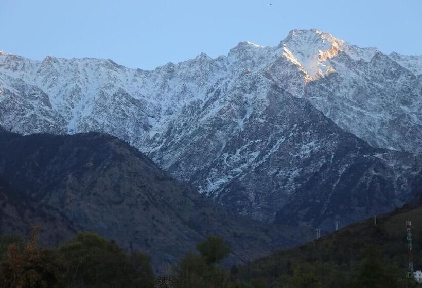 ホテル Ashiana Palampur