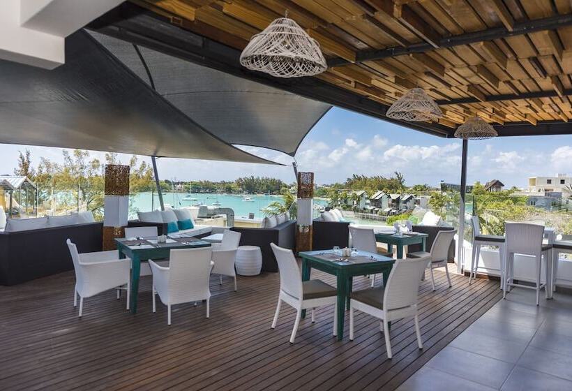 Отель Azur Paradise