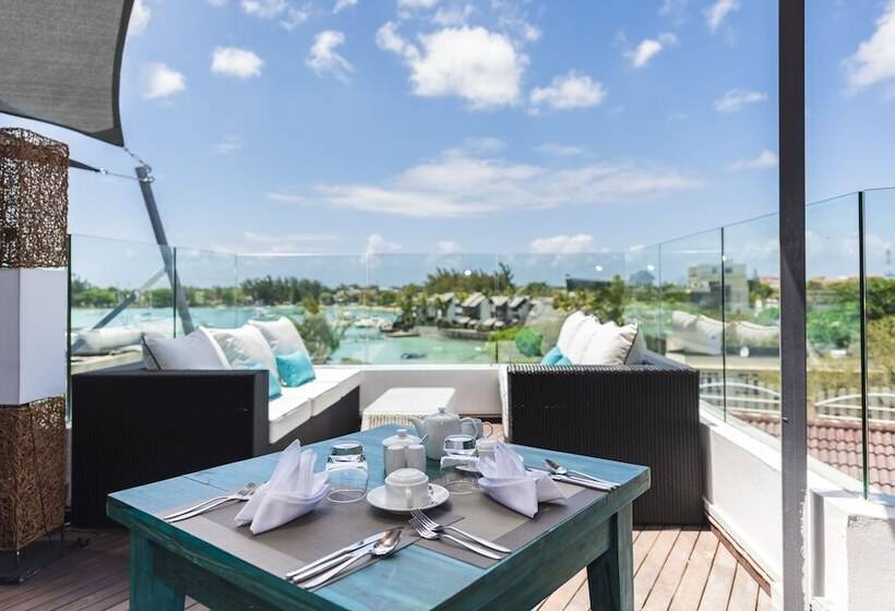 Отель Azur Paradise