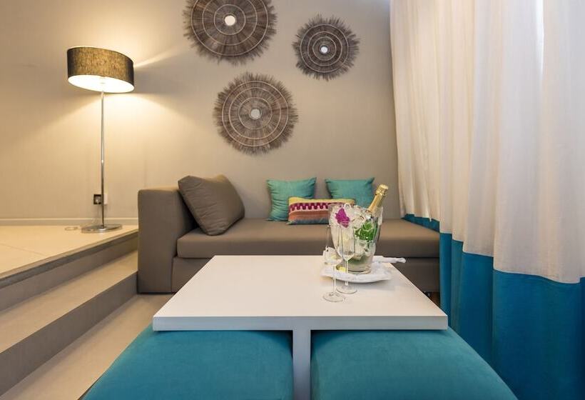 Отель Azur Paradise