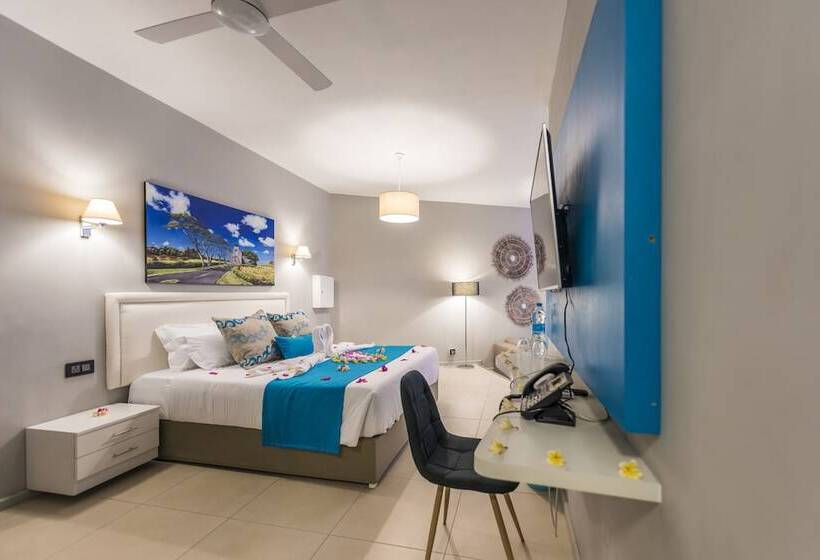 Отель Azur Paradise