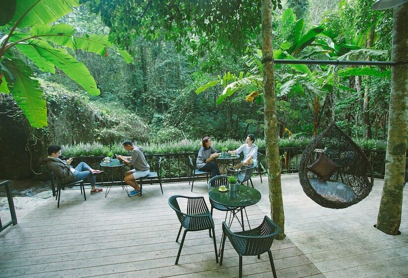 酒店 Baan Suphanbhum Teddu Inn Maekampong