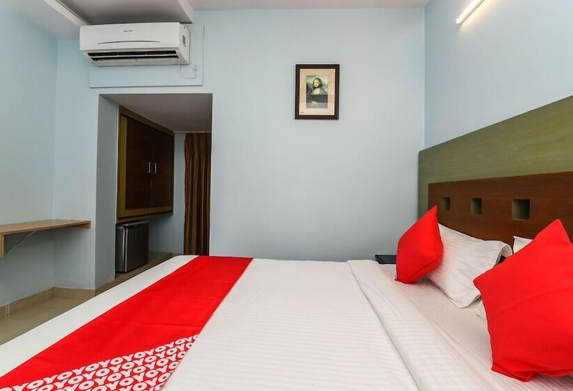 בית מלון כפרי Balaji Grand