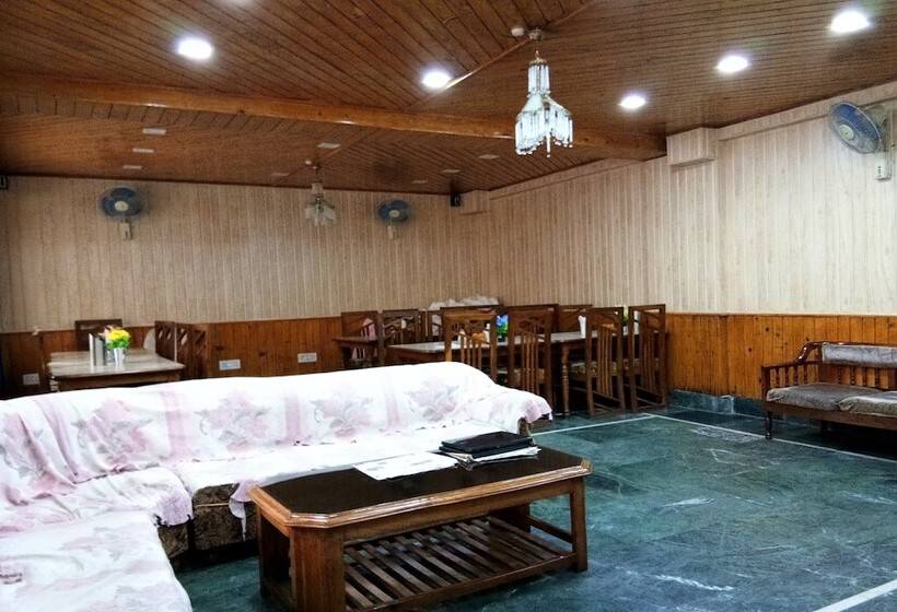 酒店 Capital O 14349 Hmg