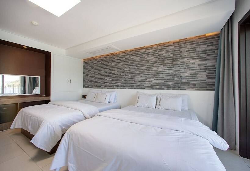 בית מלון כפרי Carib Condo