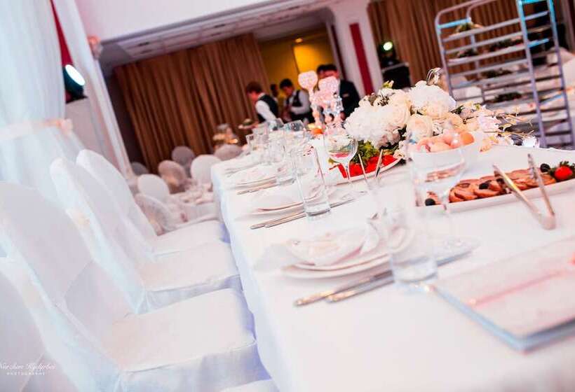 فندق Caspian Riviera Grand Palace