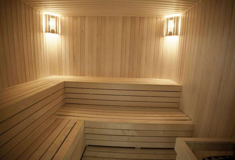 فندق Caspian Riviera Grand Palace